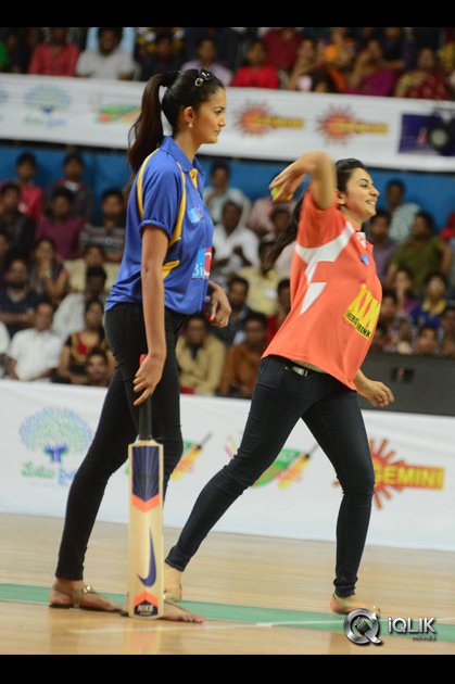 Memu-Saitham-Cricket-Match-Photos